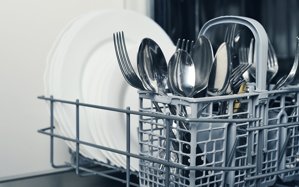 Should You Rinse Cutlery Before Putting It In The Dishwasher?