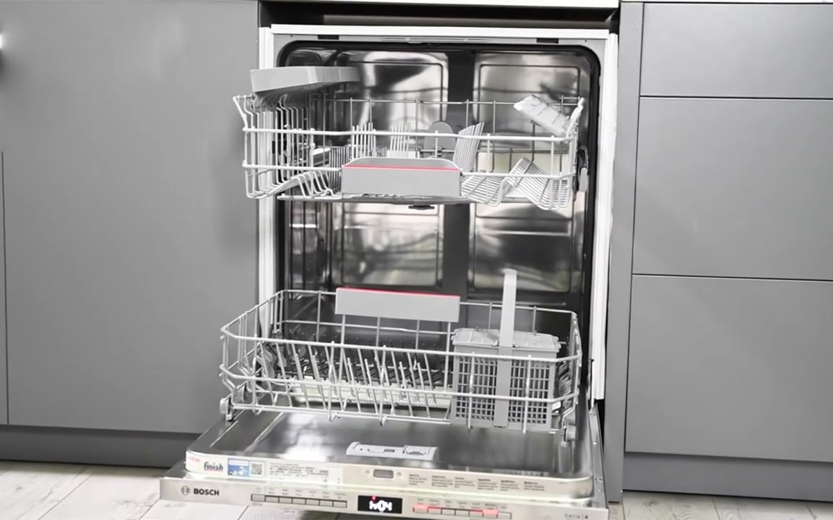 What Are The Features Of The Bosch Series 4 Dishwasher?
